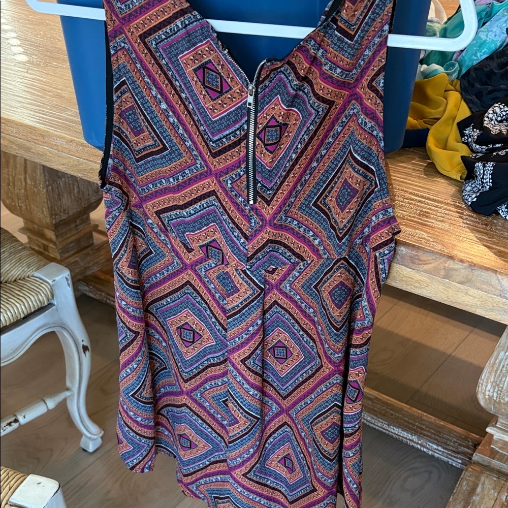 Colorful Geometric Sleeveless Blouse